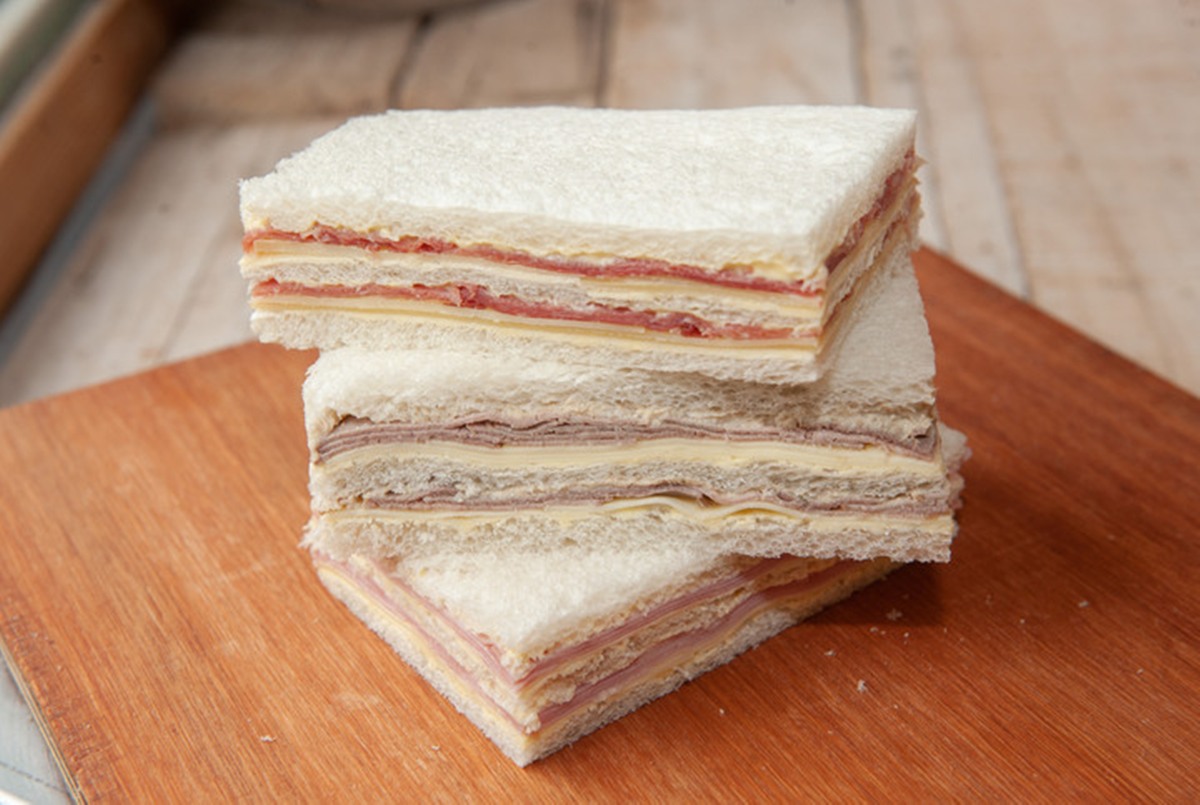 Bandejas y sándwiches